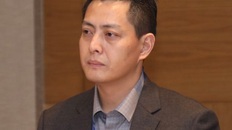 光伏组件EL检测仪材质分类解析